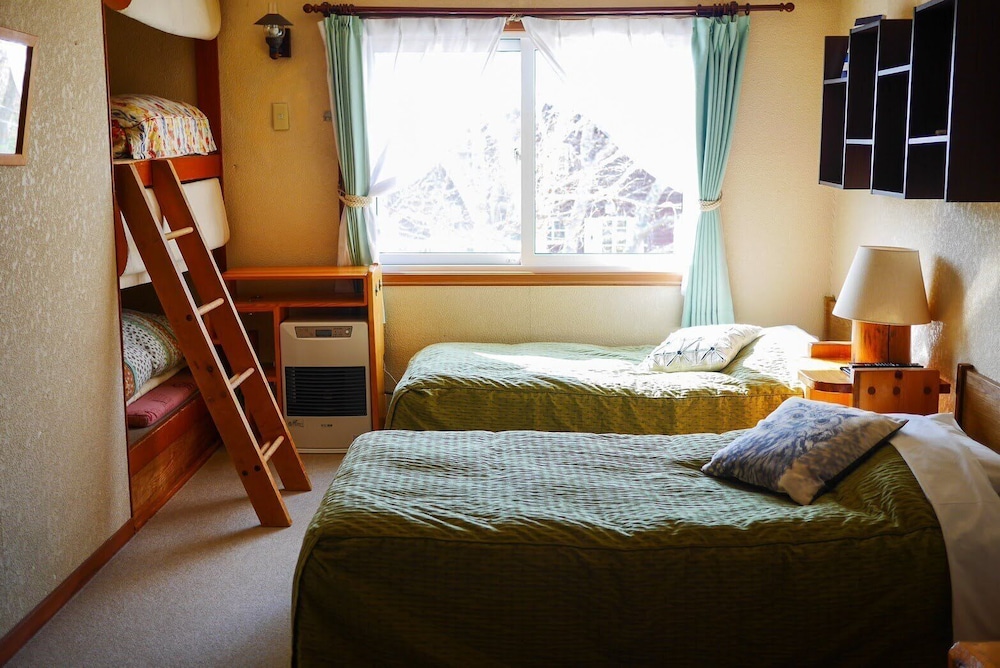 DESIGN, TWIN BEDS