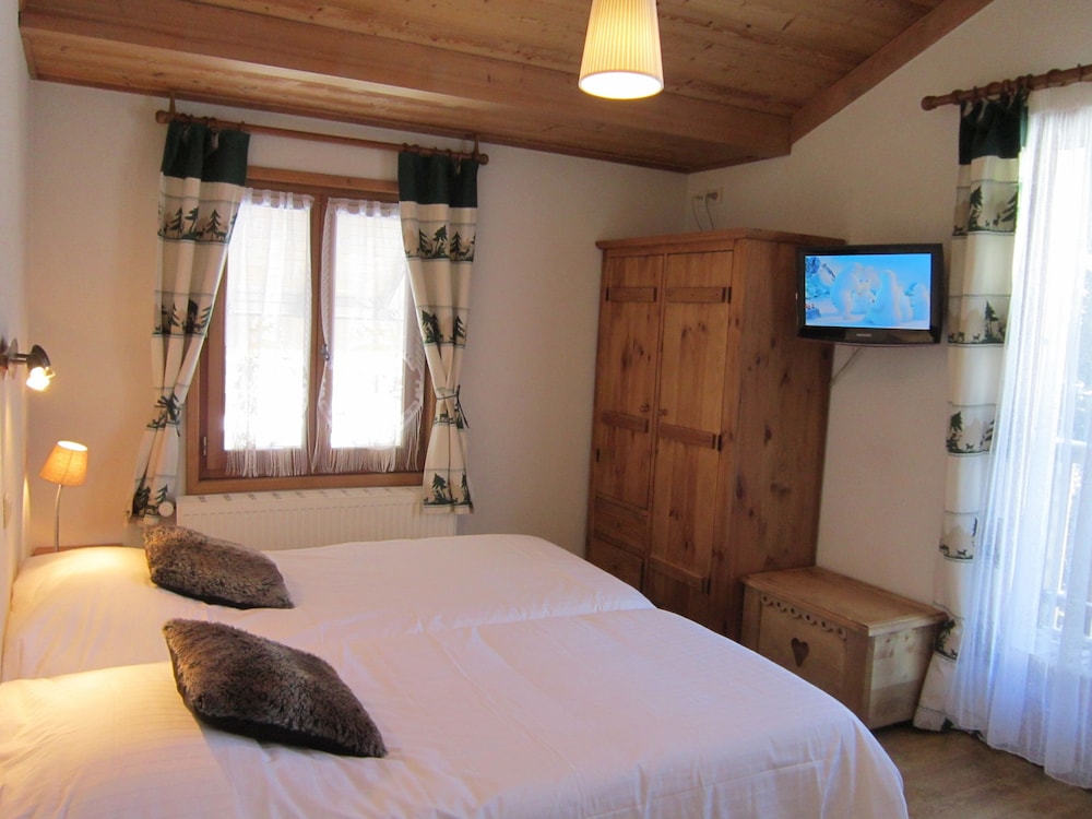 Hotel Le Gai Soleil 17/68