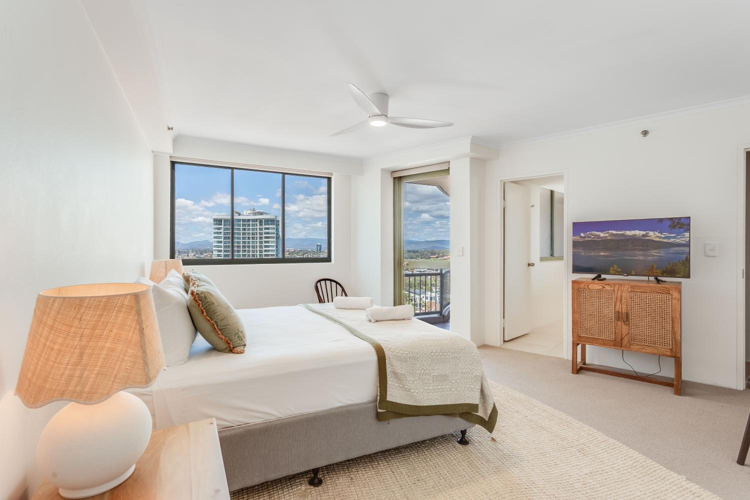 3 Bedrooms, Deluxe, Apartment