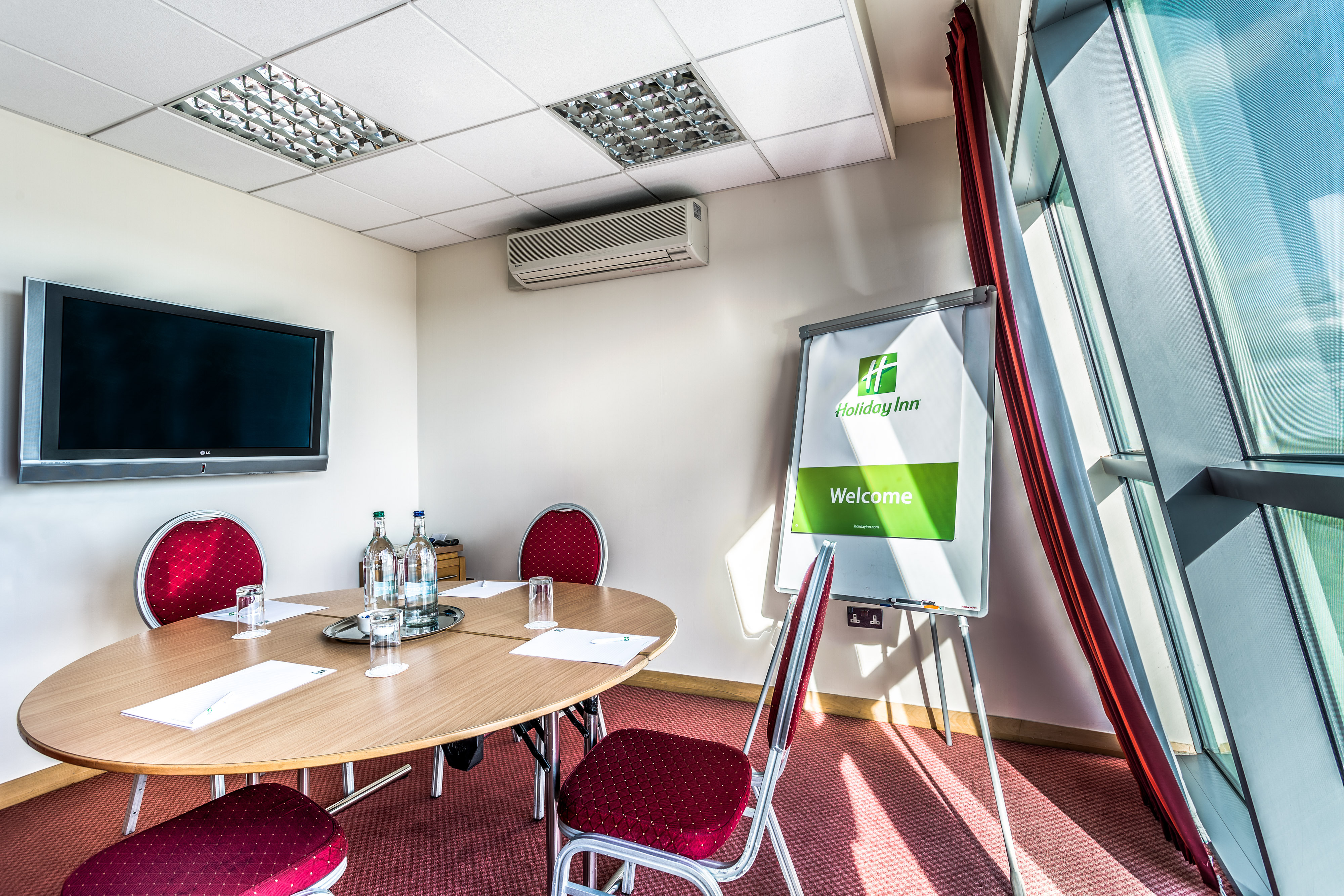 HOLIDAY INN BIRMINGHAM NORTH - CANNOCK 16/22