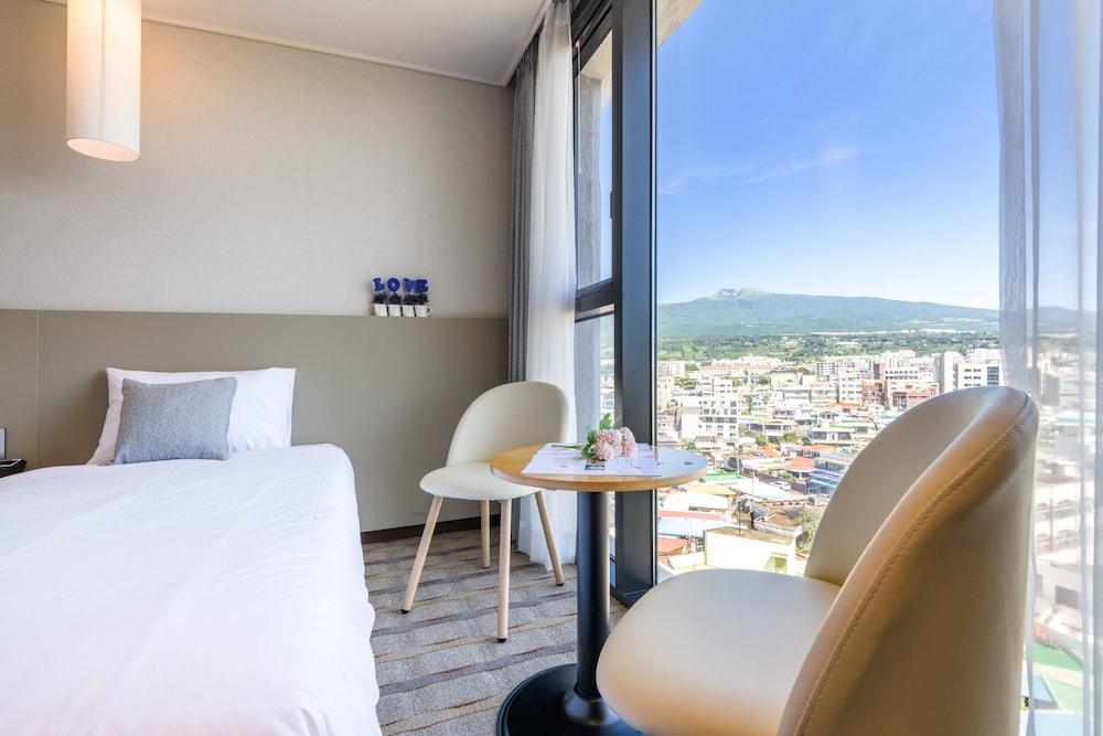 Shinshin Hotel Cheonjiyeon 30/54