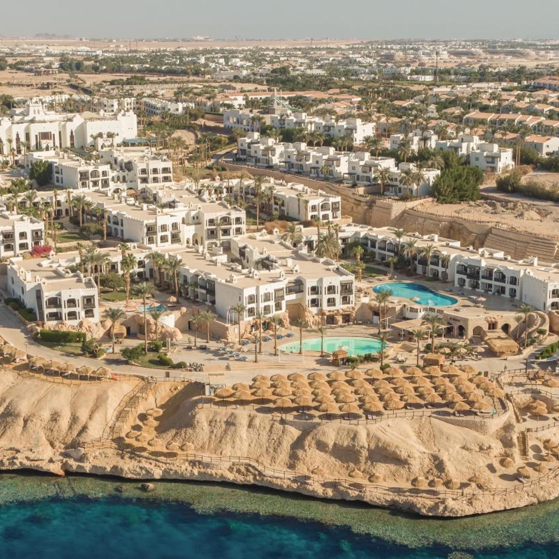 Sharm Resort 67/75