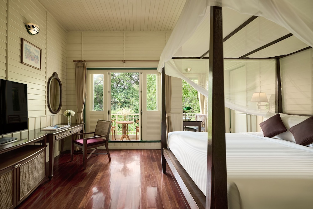 Kalanan Riverside Resort 24/59