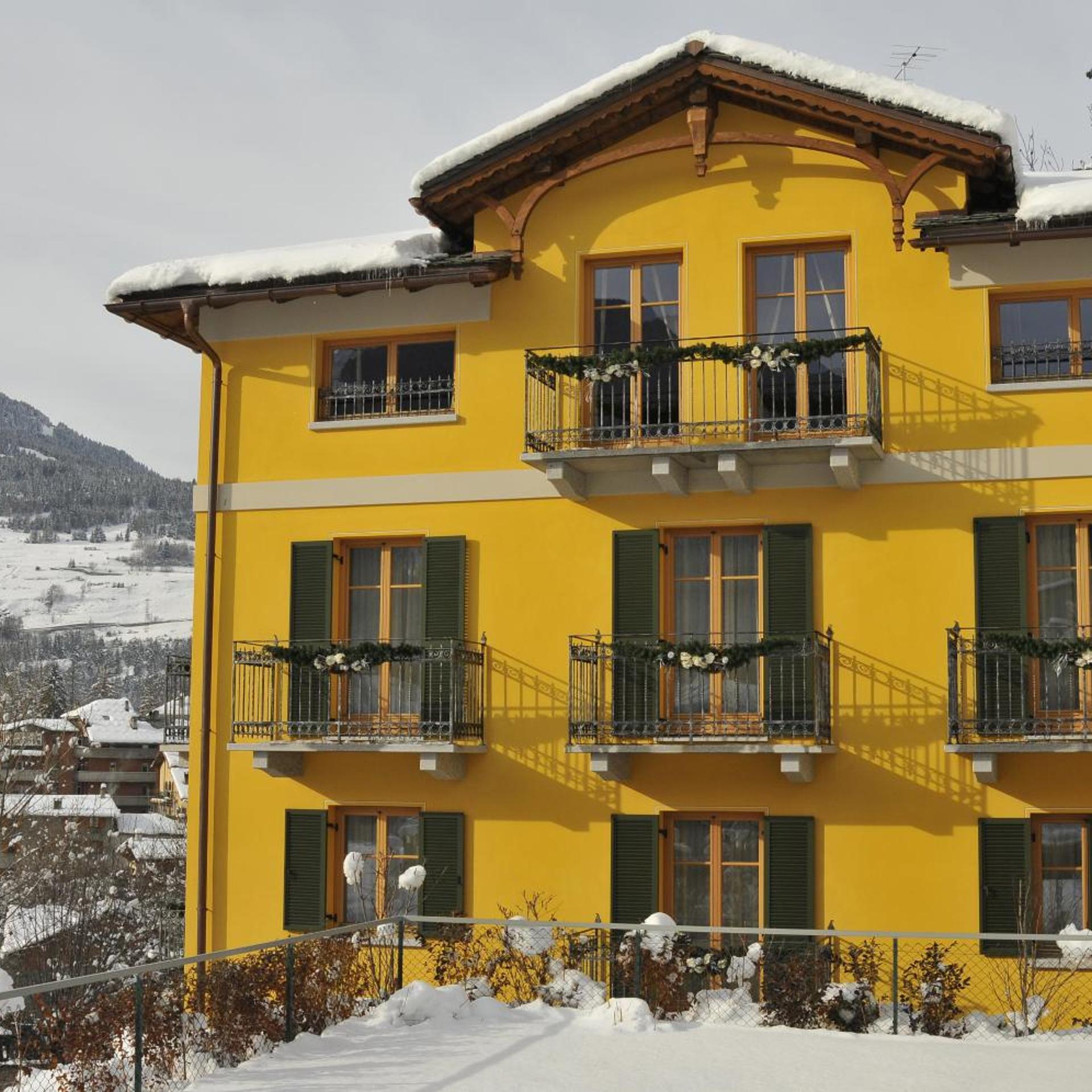 HOTEL MEUBLE SERTORELLI REIT 2/52