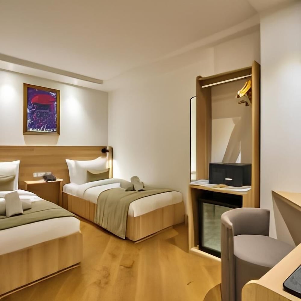 STANDARD, TWIN BEDS