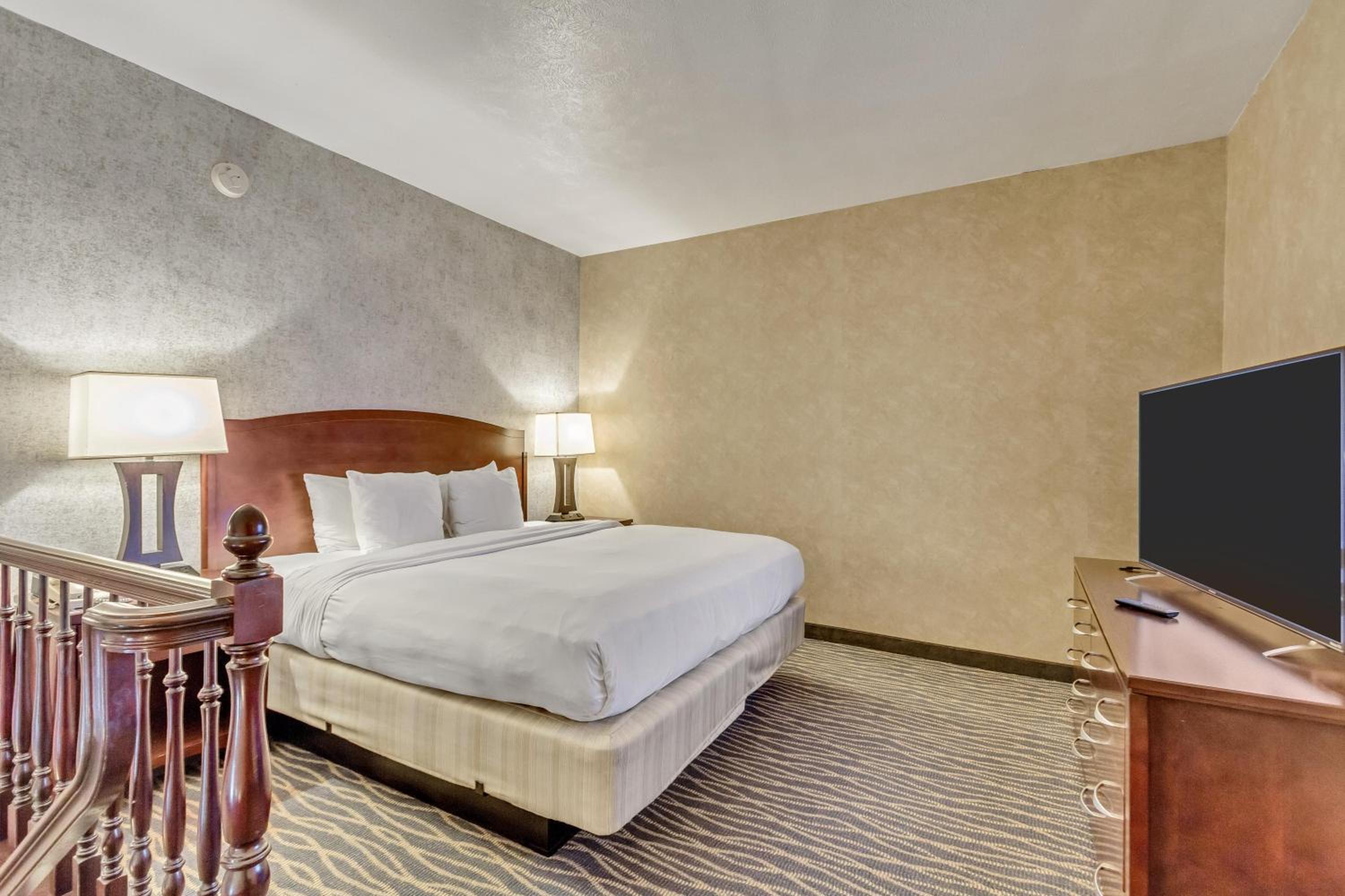 1 Bedroom, Loft, Suite, King Bed