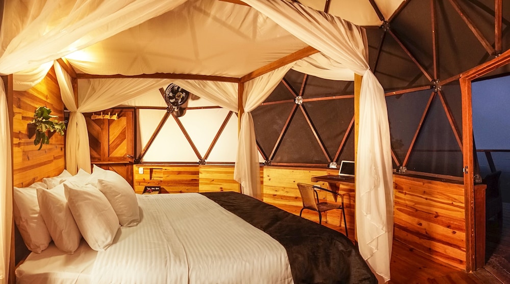 Trekker Glamping 13/58