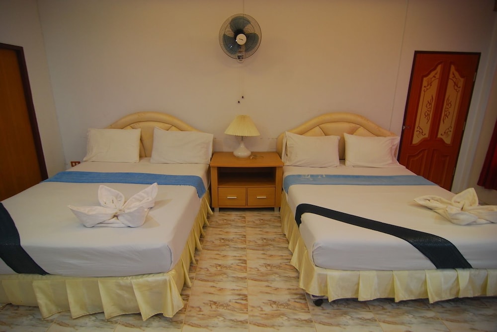 LANTA PARADISE BEACH RESORT 29/60