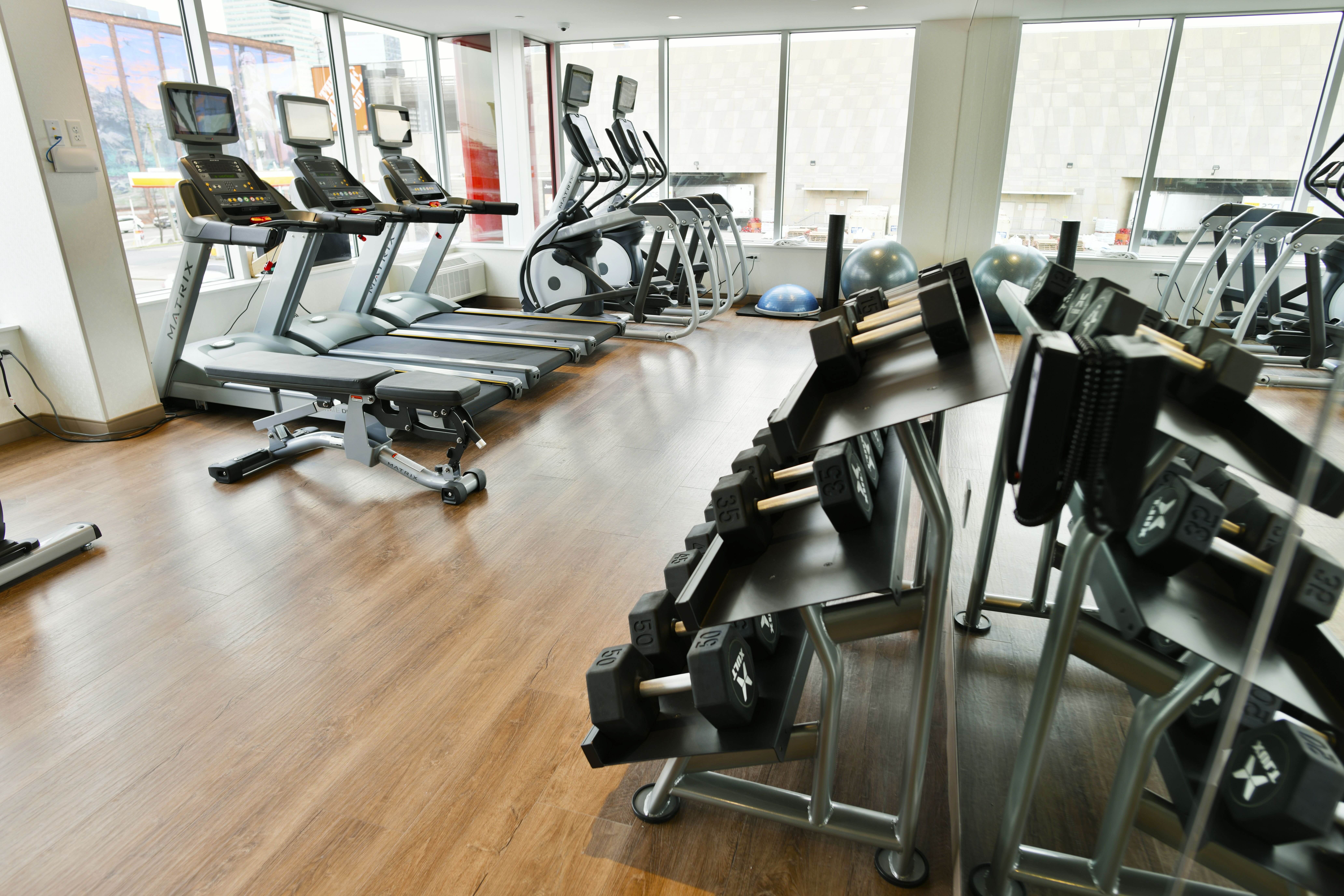 Holiday Inn Express & Suites Jersey City - Holland Tunnel 14/21