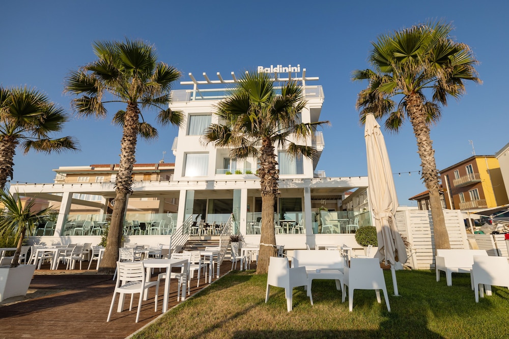 Baldinini Hotel 8/48