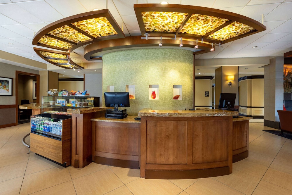 Wyndham Garden Kansas City Airport 9/62