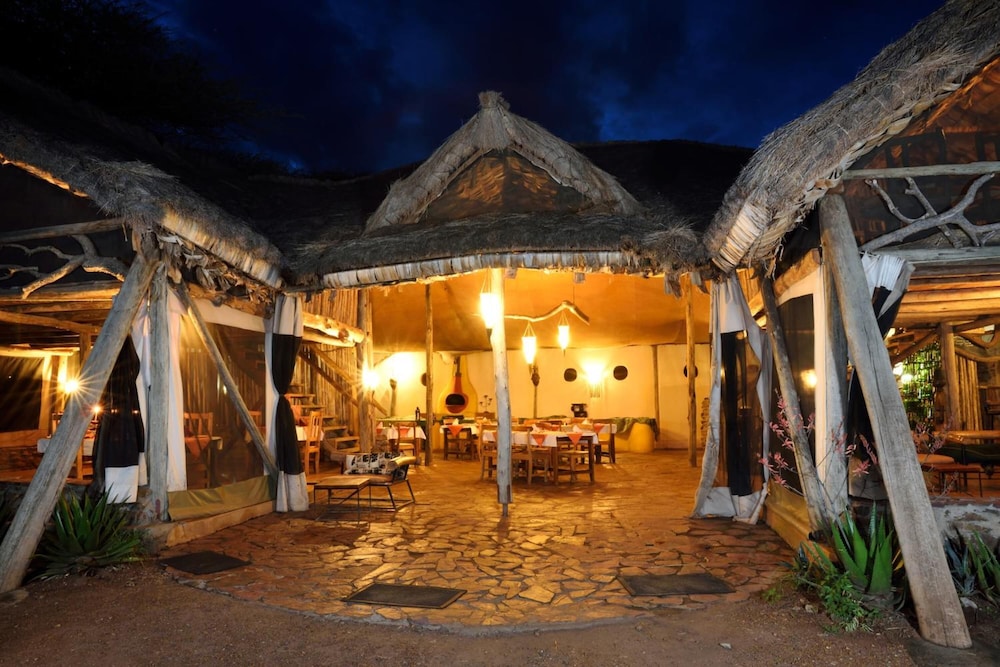 IKOMA TENTED CAMP 3/50