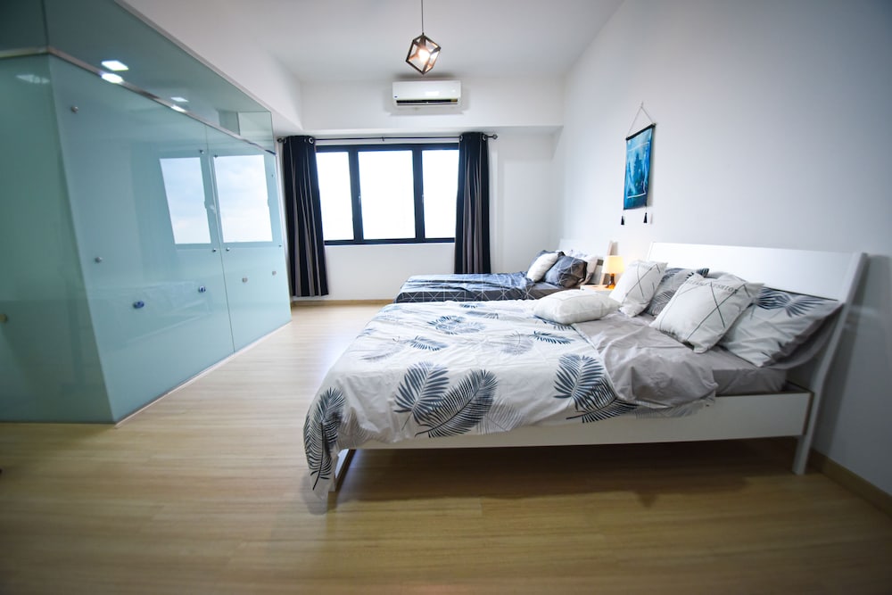 Encorp Strand Residence at Kota Damansara 11/50