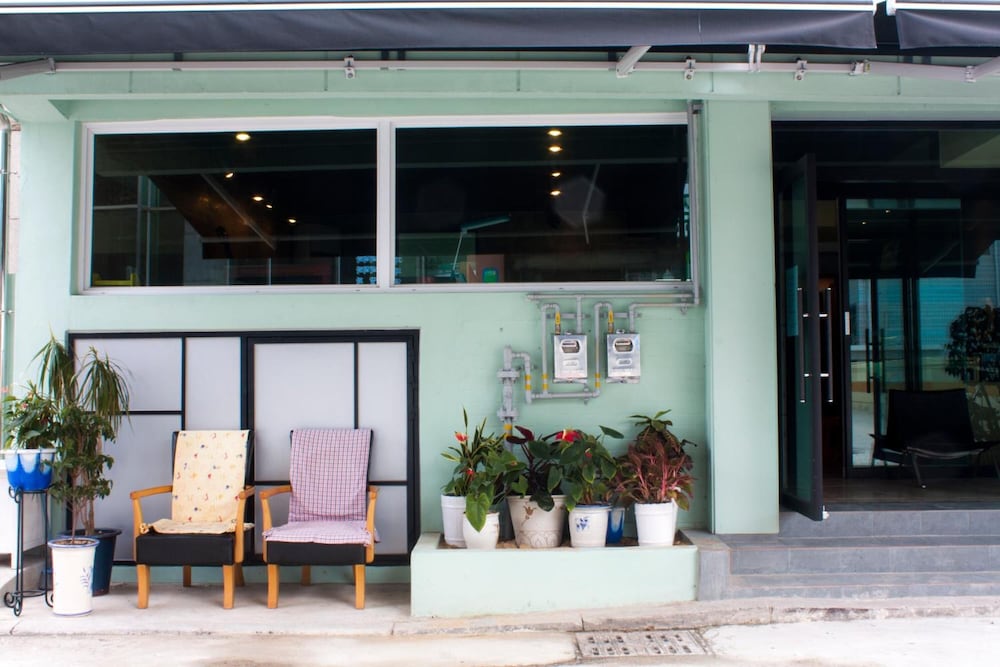 Nearest Guesthouse In Jeonju Hostel 2/48