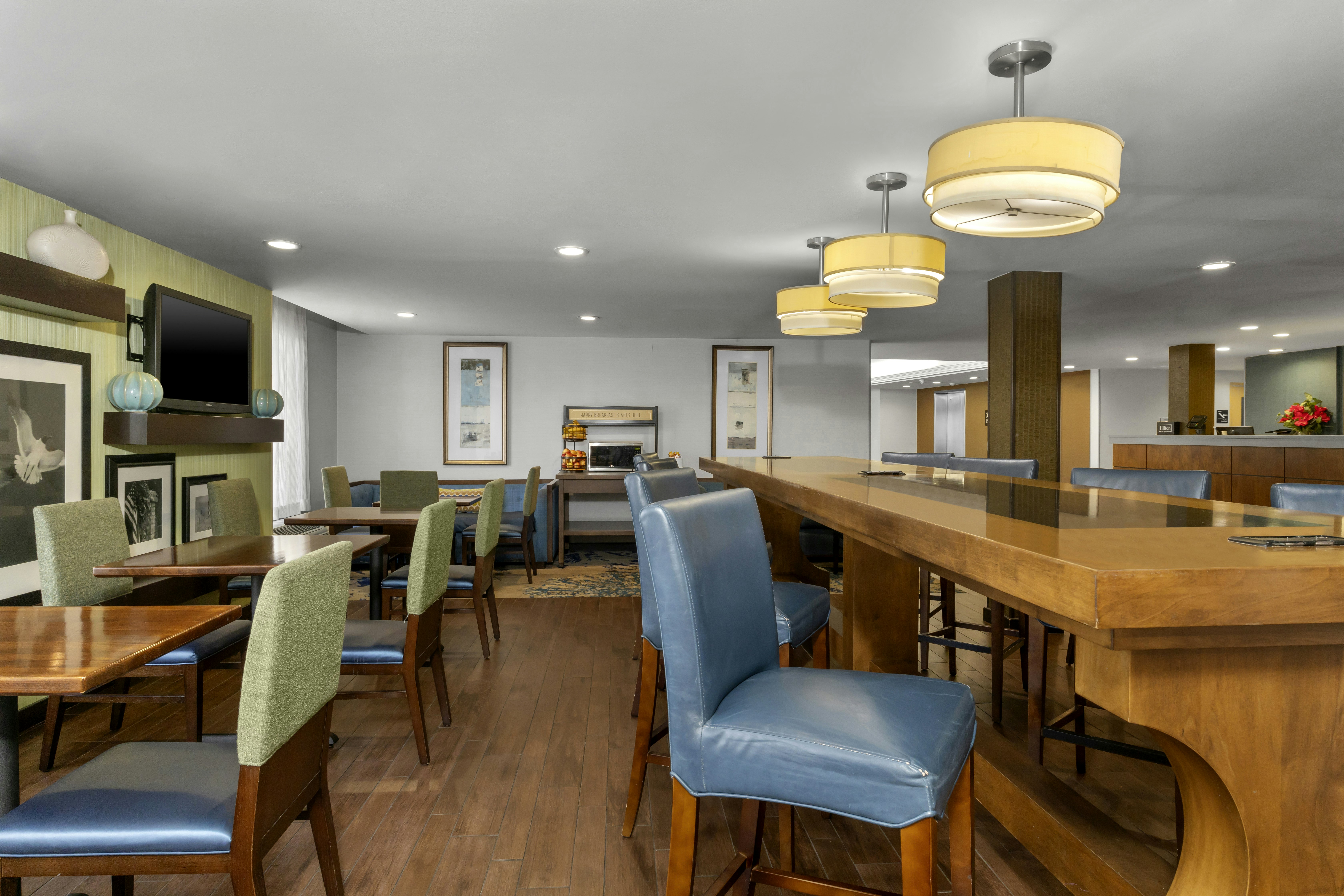 Hampton Inn Milford, CT 54/72