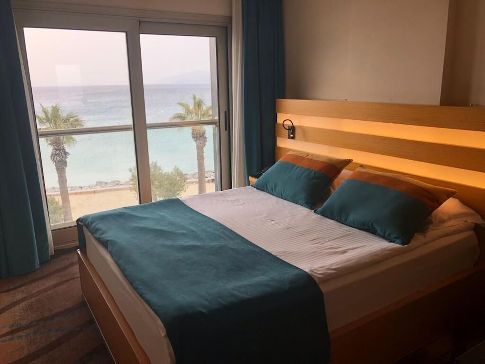 Ilayda Hotel 33/68