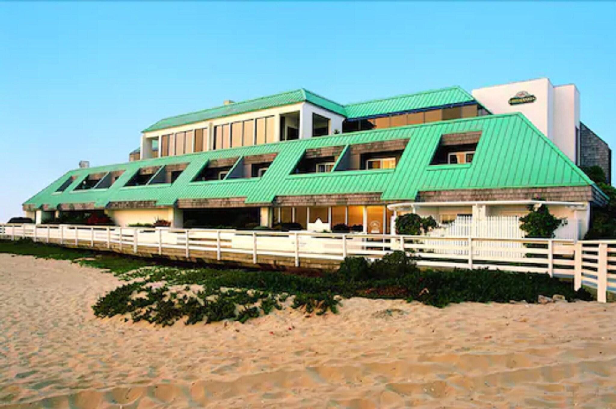 Sea Venture Beach Hotel And Restaurant 3/30