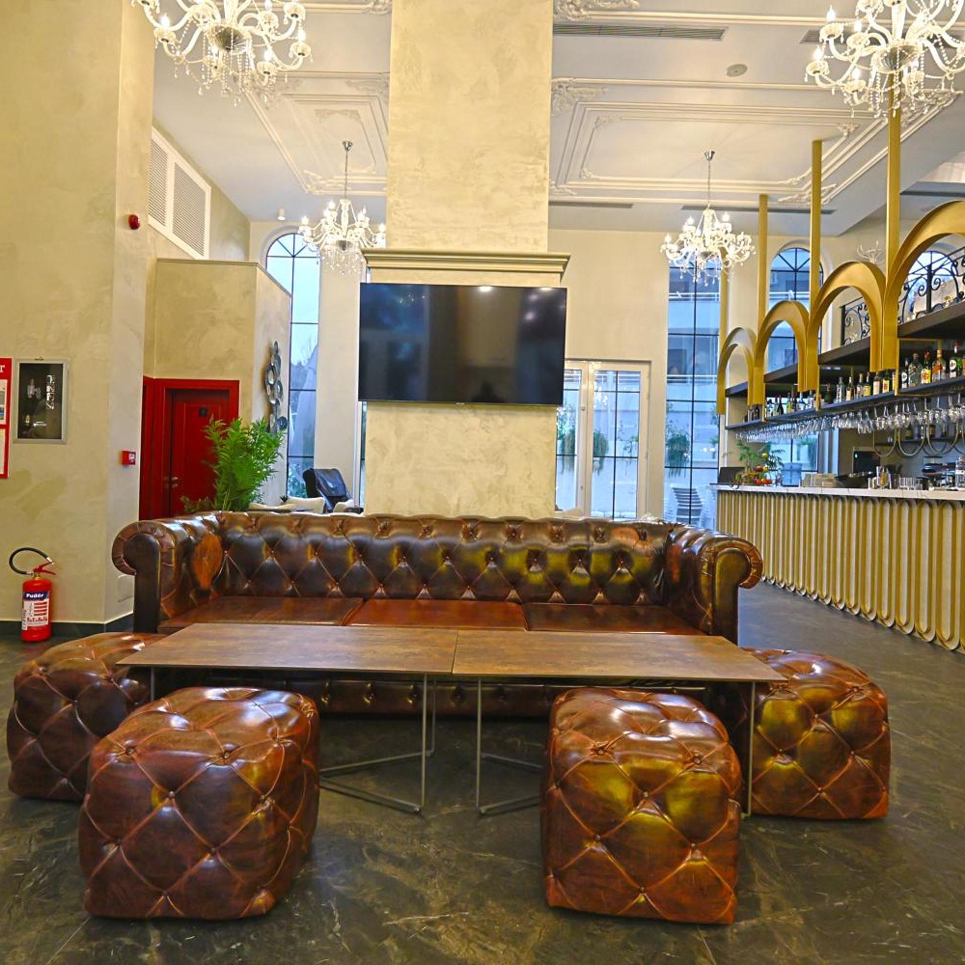 Martiness Hotel 59/92