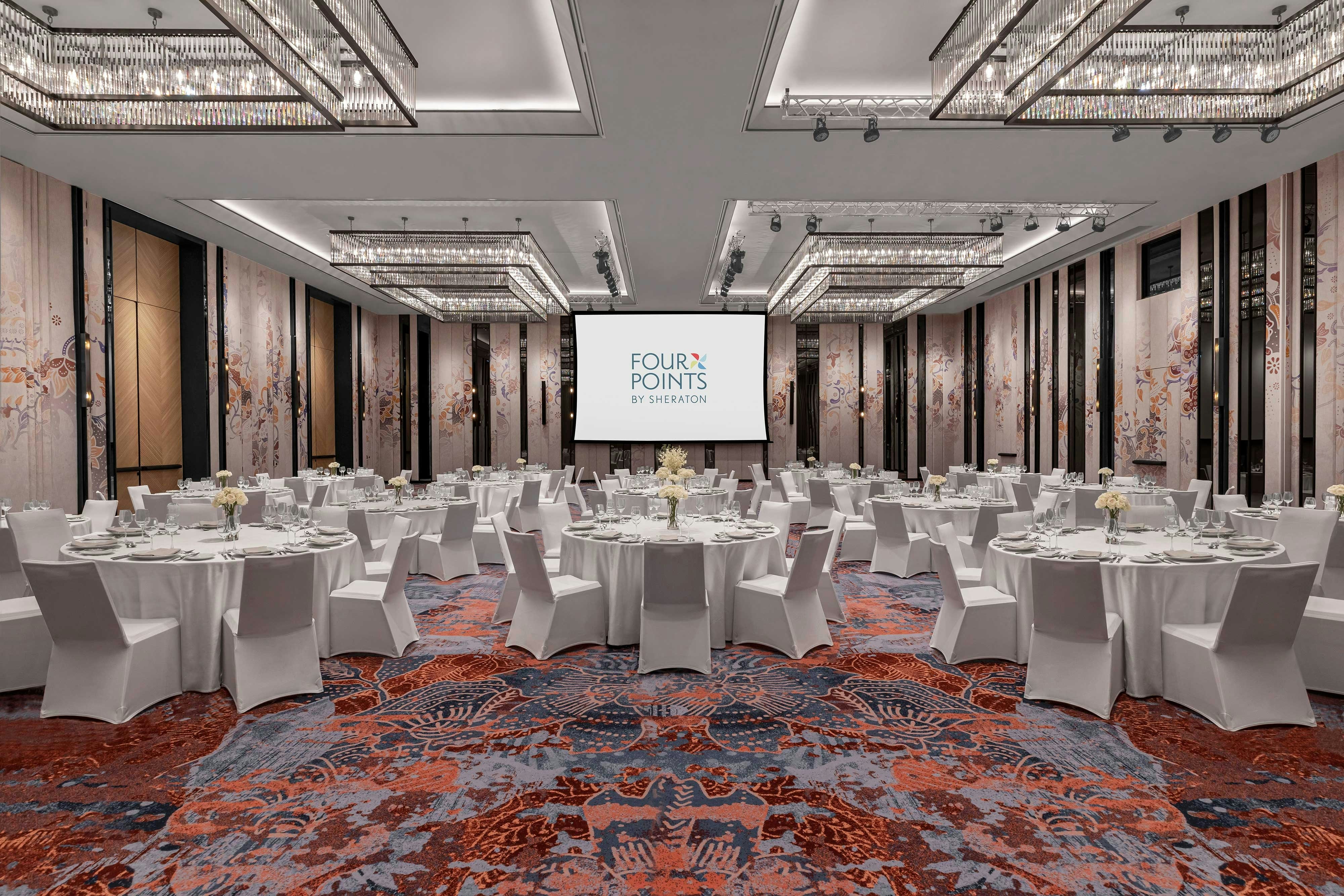 Four Points by Sheraton Phuket Patong Beach Resort 22/44