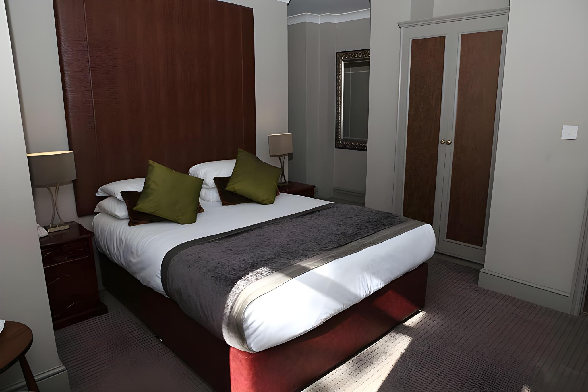 Semi Room, Semi Double Bed, Small