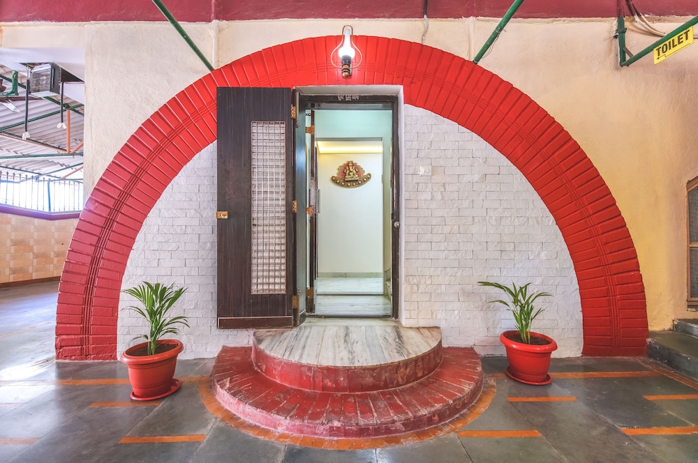 Hotel Nest Inn Malad 8/44