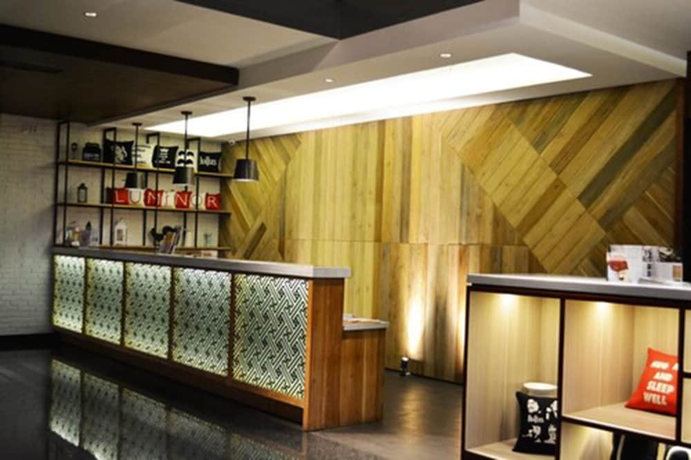 Luminor Hotel Jemursari 13/52