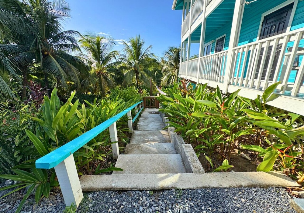 Guava Grove Villas and Resort 47/73
