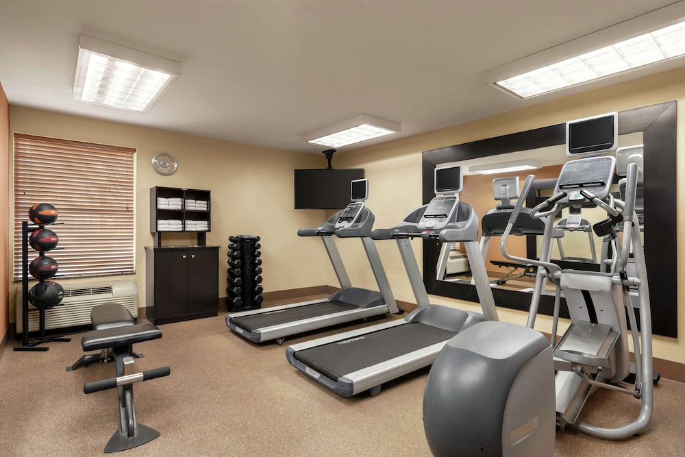 Homewood Suites by Hilton Allentown-Bethlehem Airport 16/38
