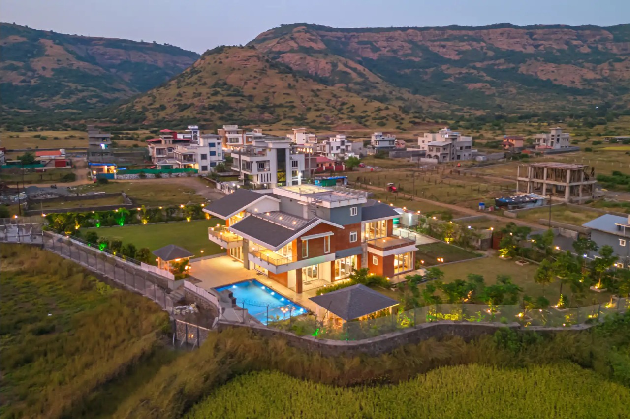 ELIVAAS Nimishka Villa 5 BHK Haven With Pvt Pool, Lavish Garden & Scenic Views 19/24