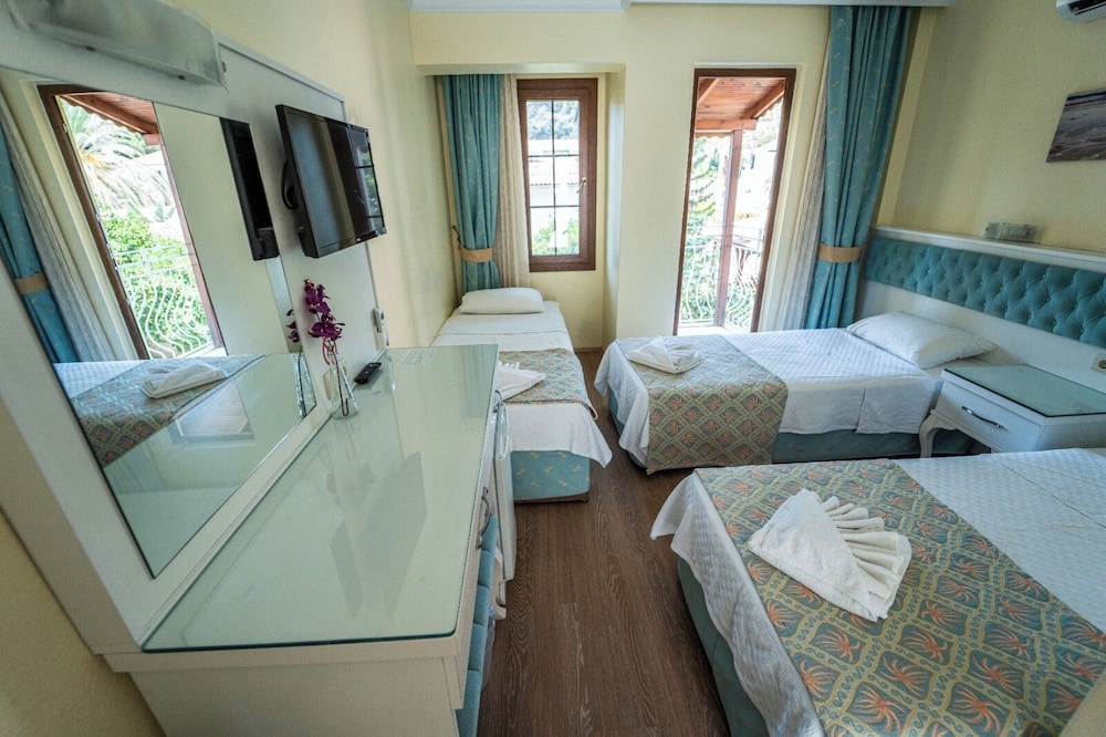 Ilkiz Beach Hotel 16/50