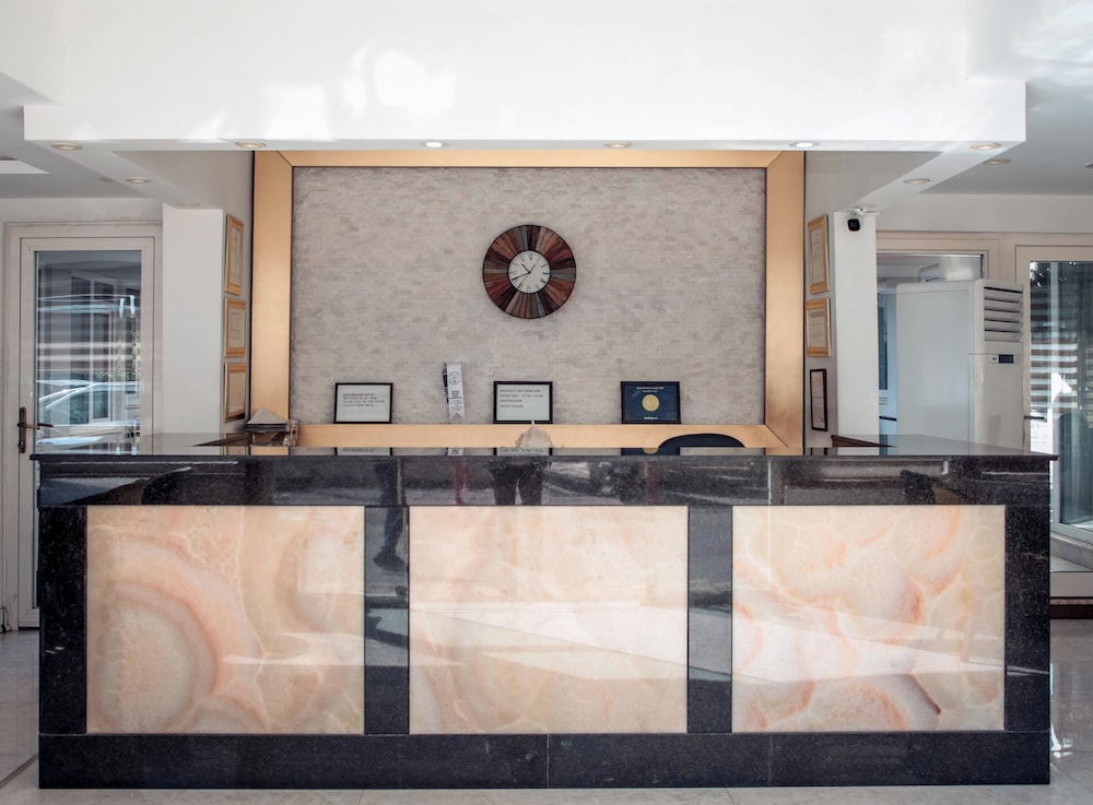 Hotel Mandalin 8/50