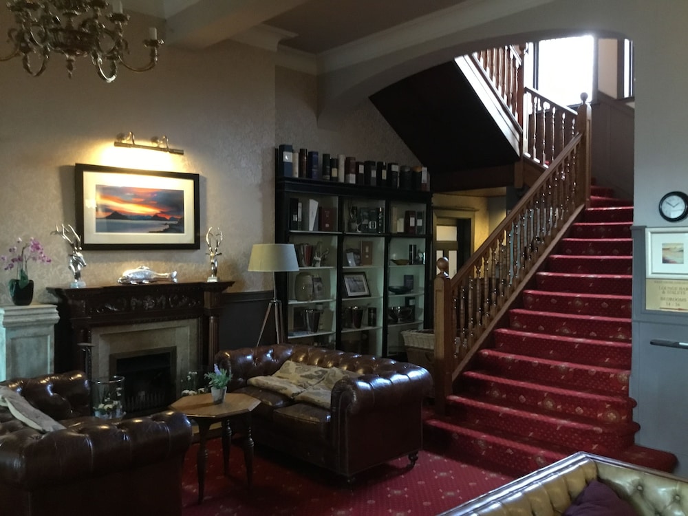 West Highland Hotel 49/71
