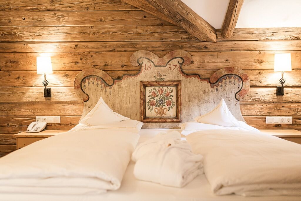 Suite, Balcony