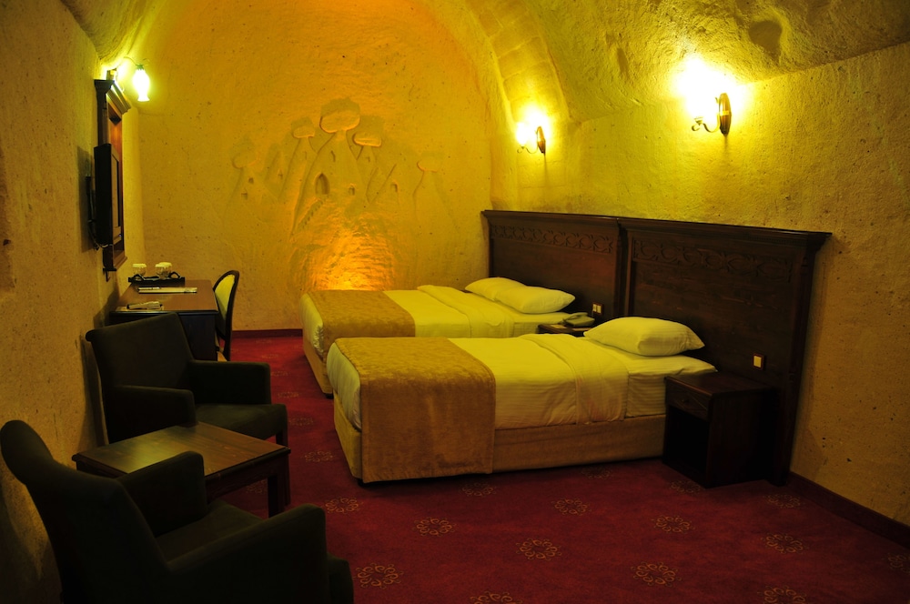 Dilek Kaya Hotel Special Class 37/71