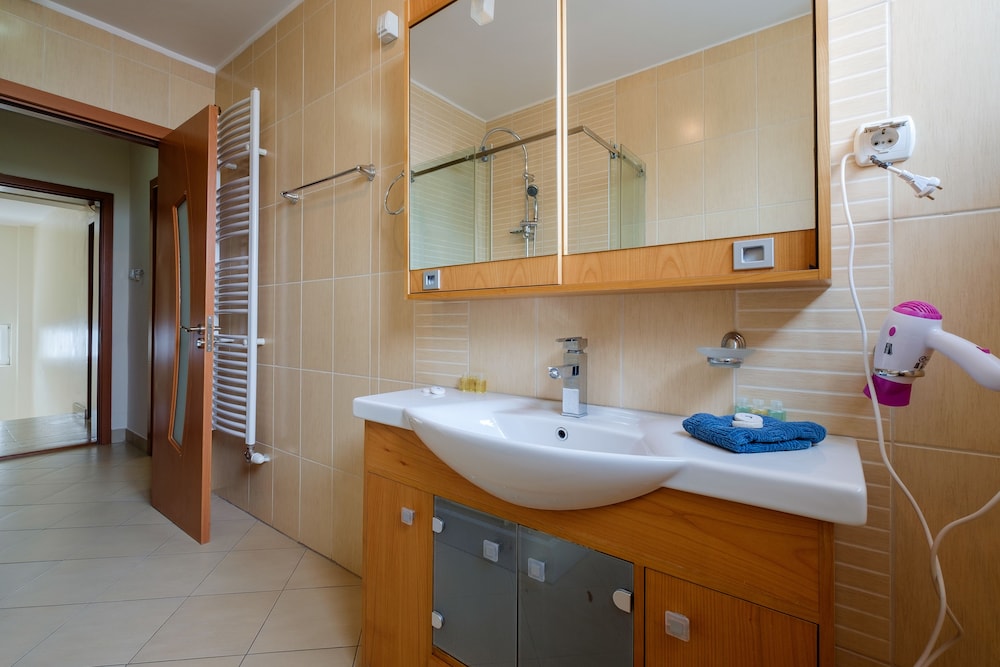 Vila Bulevar 44/73