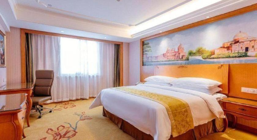 Vienna International Hotel (Shanghai Dishui Lake Lingang New City) 20/64