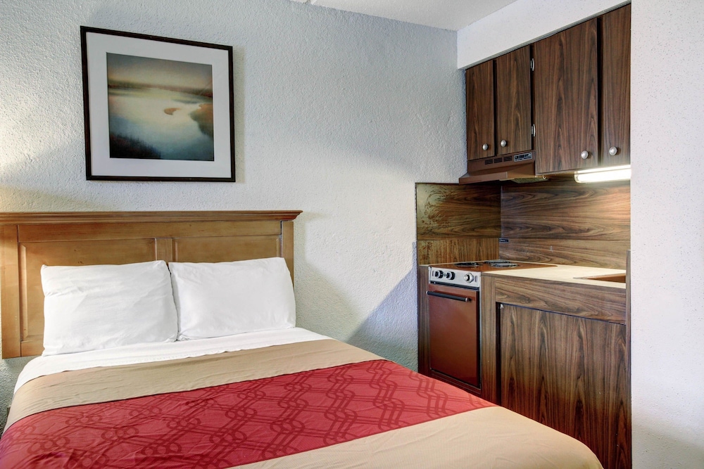 Rodeway Inn New Braunfels - San Antonio Area 20/39