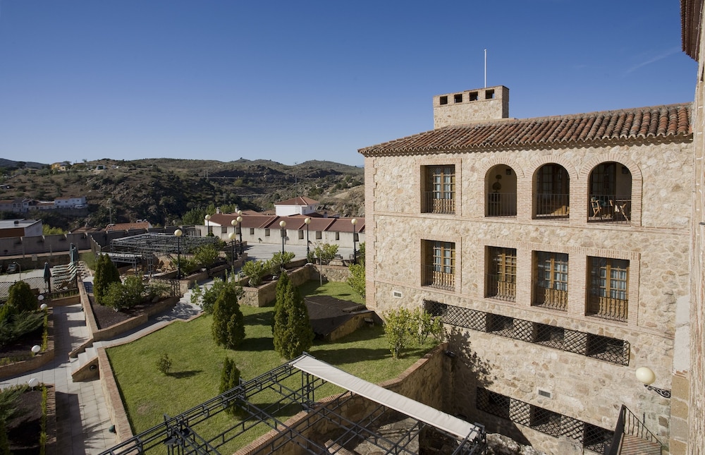 Parador de Plasencia 3/65