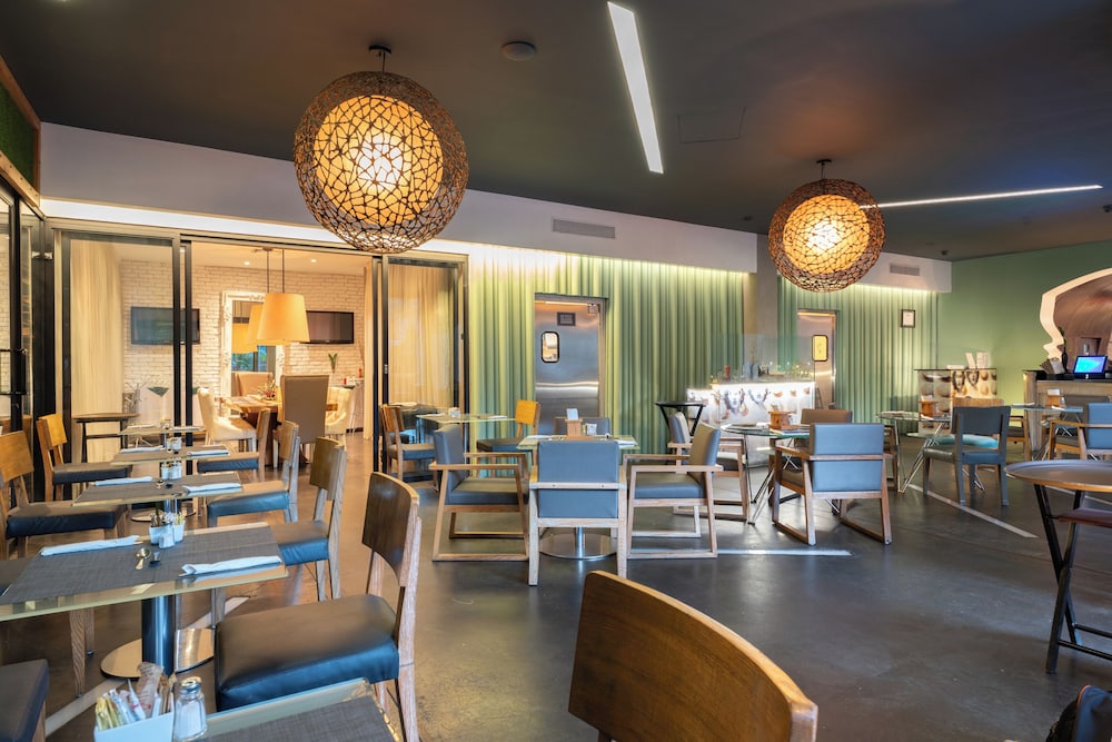 Riande Urban Hotel 54/71