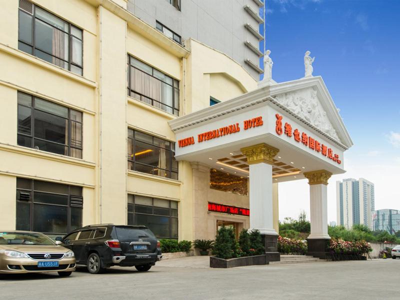 Vienna International Hotel (Foshan Nanhai City Plaza) 35/37