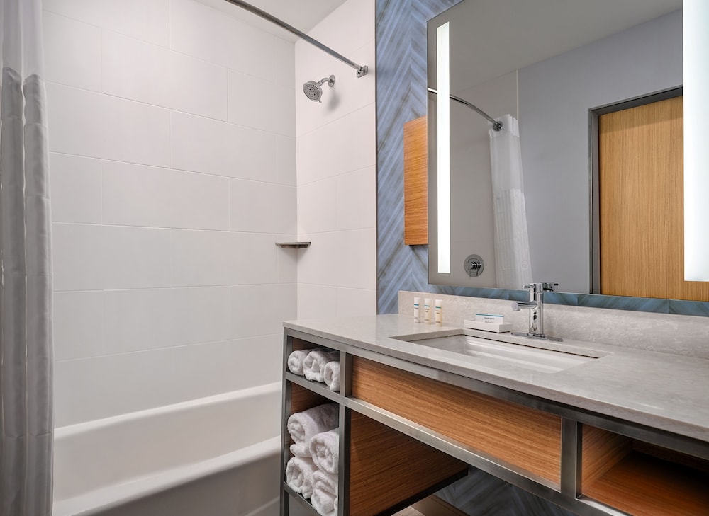 Hilton Garden Inn Grapevine at Silverlake Crossings 6/27