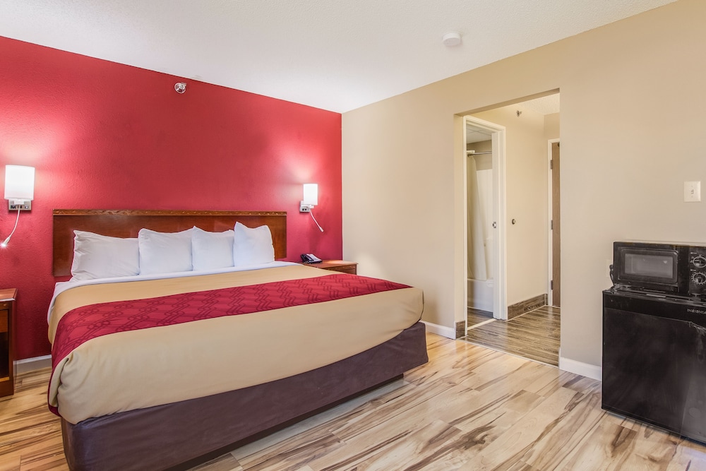 Econo Lodge Shelbyville KY 12/30