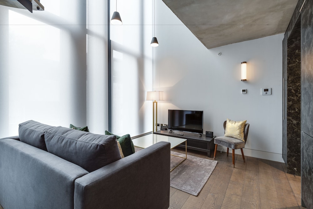 Soho Lofts by Aeria Apartments 28/40