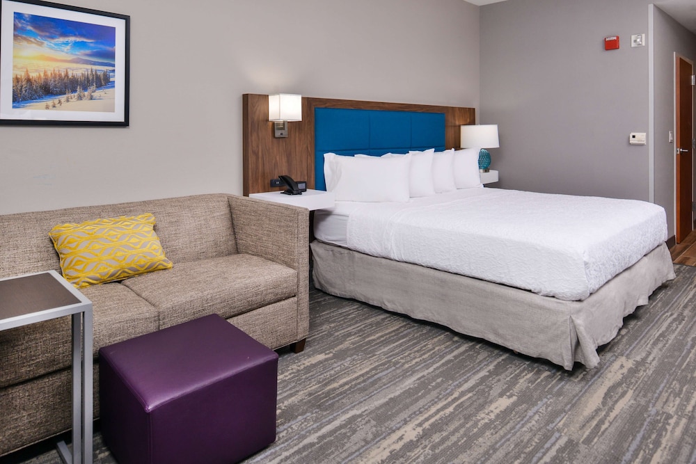 Hampton Inn & Suites Boise/Spectrum 24/67