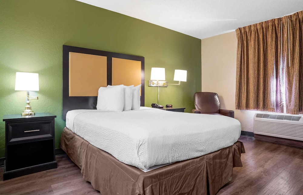 Extended Stay America Pensacola - University Mall 25/45