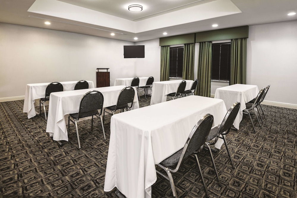La Quinta Inn & Suites by Wyndham Austin - Cedar Park 39/52