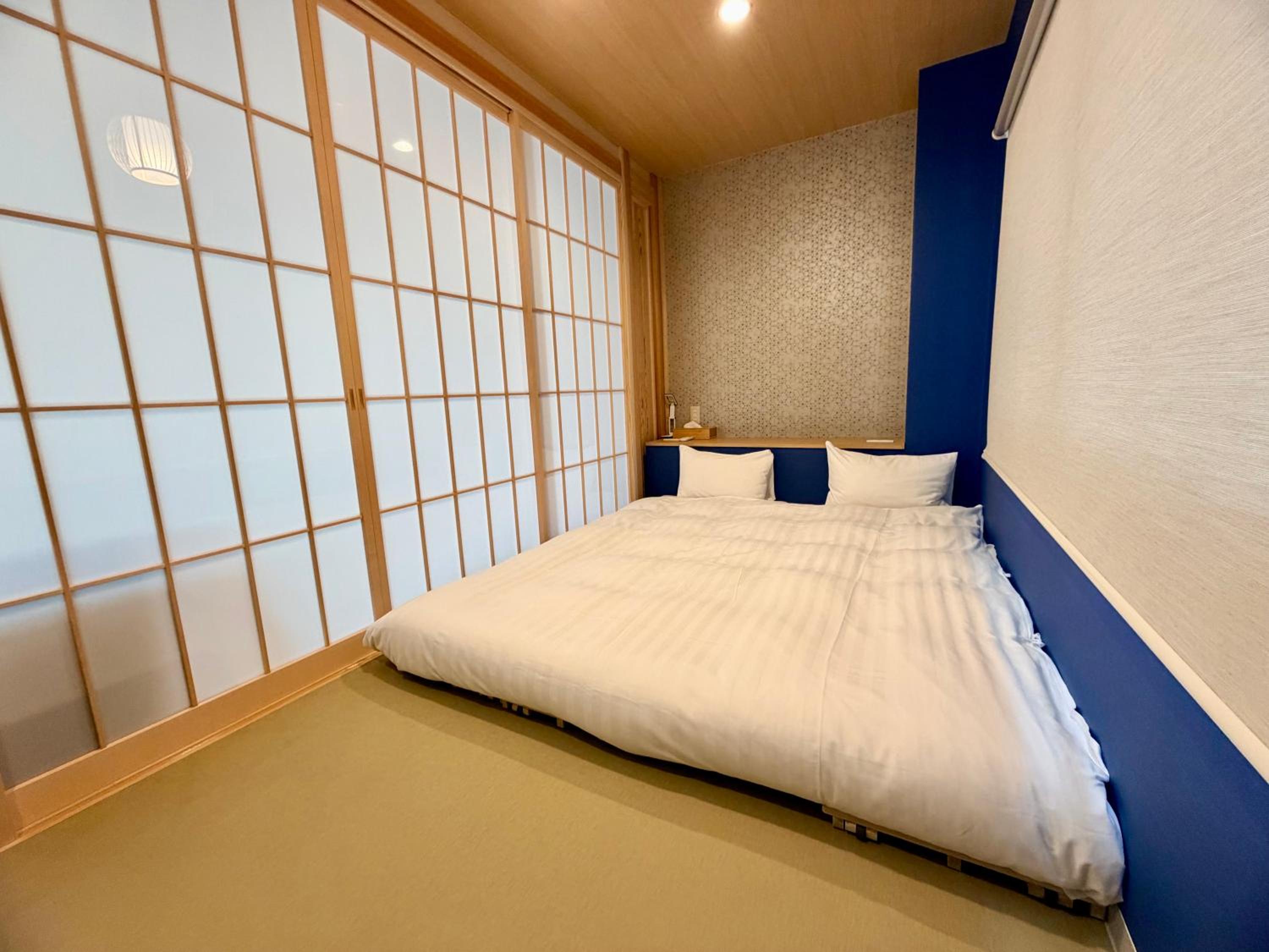 2 Bedrooms, Apartment