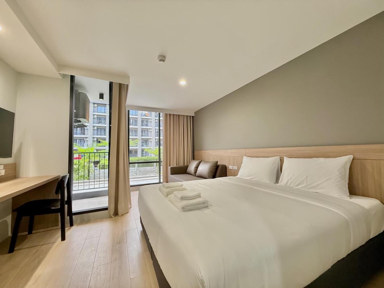 Rangsit Residence & Hotel 6/18