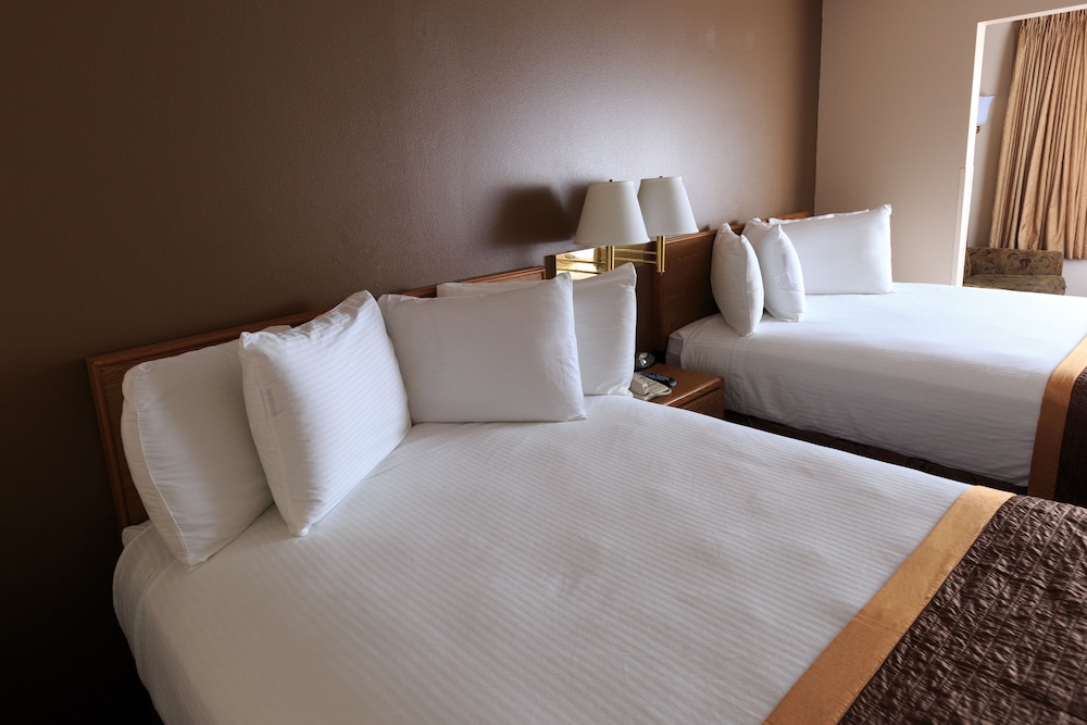 New Victorian Suites 11/66