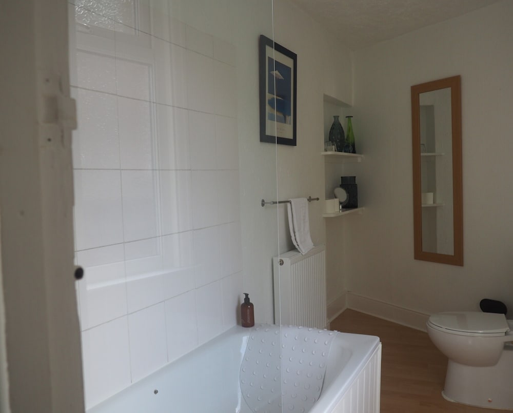 South View Guest House 37/38